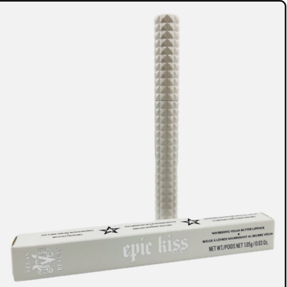 KVD Vegan Beauty Epic Kiss Lipstick-ROLE
BREAKER
190